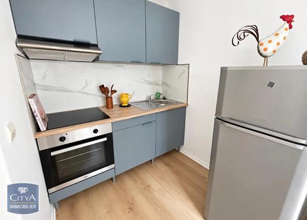 Appartement à louer 2 pièces 32.73m² Nantes (44200)