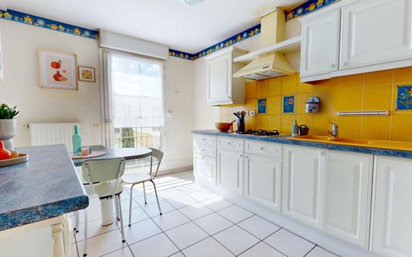 Appartement à vendre    5 pièces • 110,14 m2 Tassin-la-Demi-Lune