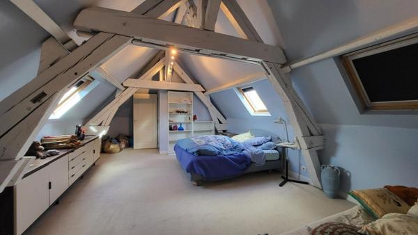 CHARMANTE MAISON HYPER CENTRE AVEC  EXERIEUR ET GARAGE