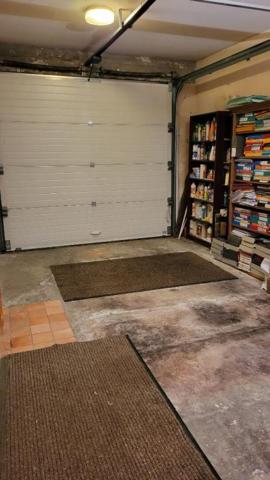 CHARMANTE MAISON HYPER CENTRE AVEC  EXERIEUR ET GARAGE