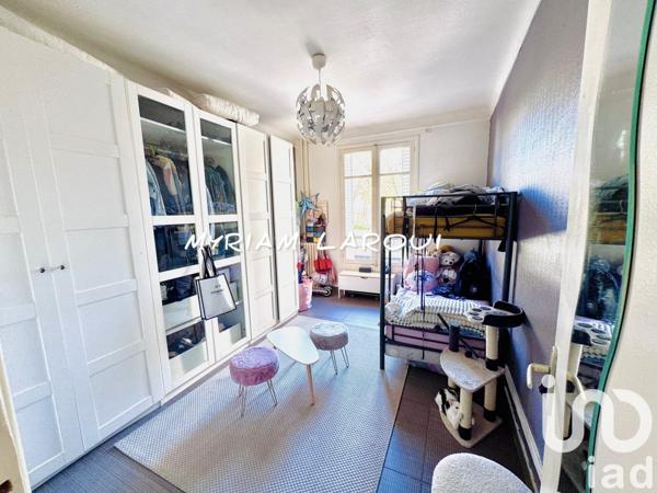 Studio 2 pièces de 45 m² à Les Lilas (93260)