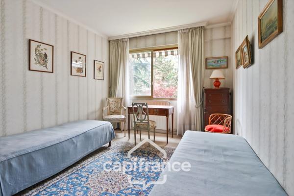 Appartement à vendre 5 pièces SAINT CLOUD (92)