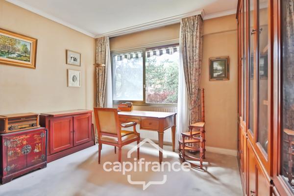 Appartement à vendre 5 pièces SAINT CLOUD (92)