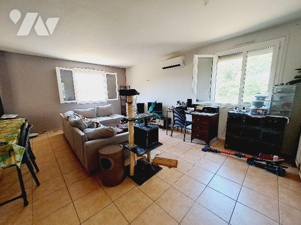 Montélimar, maison de plain pied de 75m² habitable avec garage et jardin.