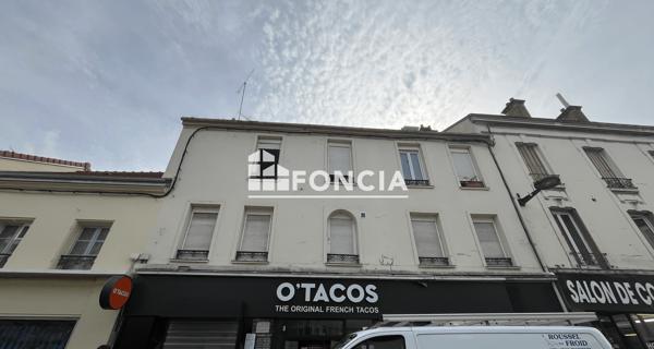 Location Studio 23.01 m² - Melun 77000