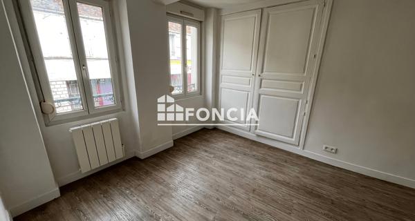 Location Studio 23.01 m² - Melun 77000