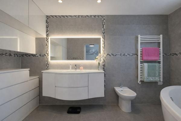 Propriété d'exception avec vue canal de 272 m² habitables sur terrain de 869 m²