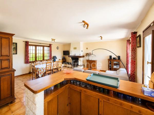 Maison à vendre 4 pièces DOMPIERRE SUR VEYLE (01)