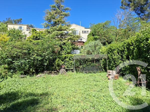 Maison à vendre  5 pièces - 123 m 2   MARSEILLE  - 13011