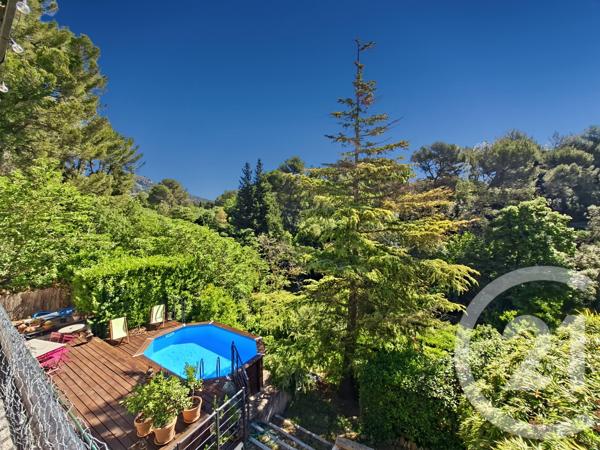 Maison à vendre  5 pièces - 123 m 2   MARSEILLE  - 13011