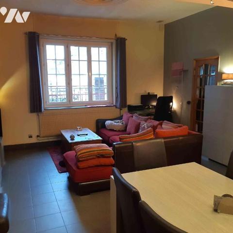 BELLE MAISON DE VILLE proche centre-ville.