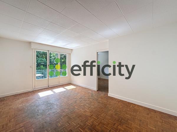 Appartement
         2 pièces
        - 43 m² 194 250 € *