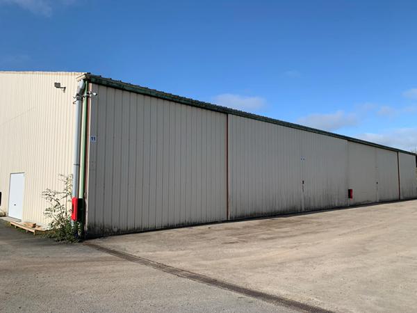 A LOUER sur la commune de MERVENT - Box 60m²