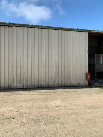 A LOUER sur la commune de MERVENT - Box 60m²