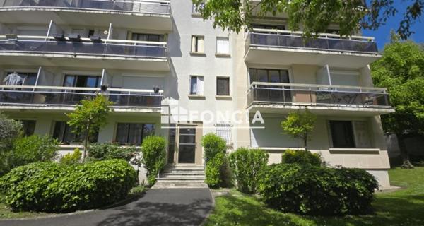 Location Studio meublé 24.54 m² - Fontenay-sous-bois 94120