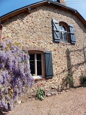 Maison de village à BROU (28160)