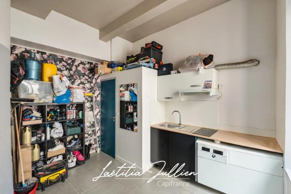 EXCLUSIVITÉ — LES CAMOINS — IMMEUBLE DE VILLAGE DE 93 M², POTENTIEL DE DIVISION