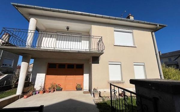 Maison à vendre    5 pièces •  Luc-la-Primaube