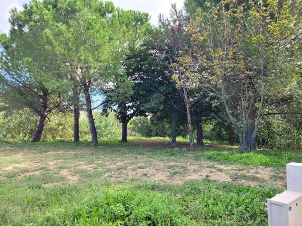 Terrain constructible de 213 m²