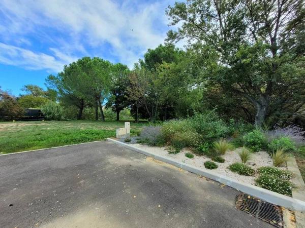 Terrain constructible de 213 m²