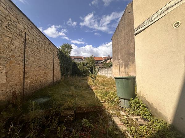 À vendre - locaux de 13.25 m² à Lunéville