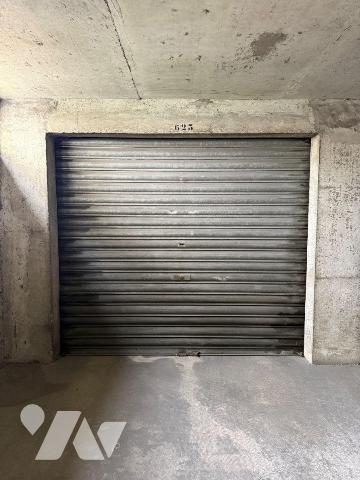 Garage à vendre à Troyes (10000) - Aube (10)

Garage fermé situé au sein d'une copropriété sé...