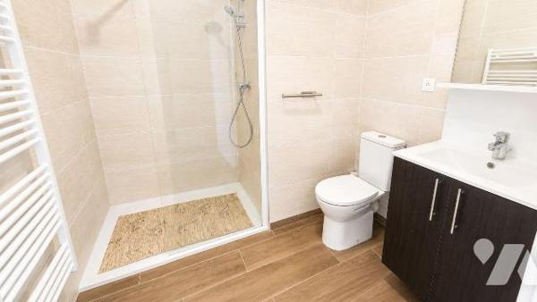 EN EXCLUSIVITE SUR MALO LES BAINS, A deux pas de la mer, superbe APT de 94 m² au 3ème Etage d'u...