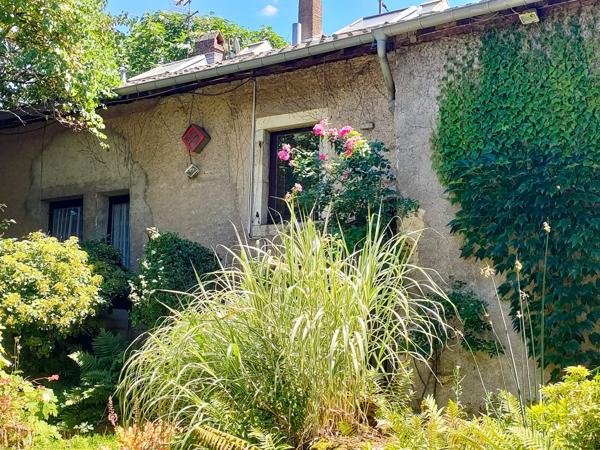 Besançon (25000) Maison d'architecte avec plage privée sur l'ognon