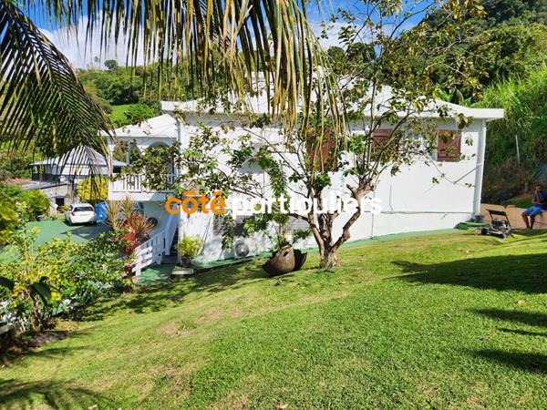 Vente Maison13 Pièces - CAPESTERRE BELLE EAU (97130)