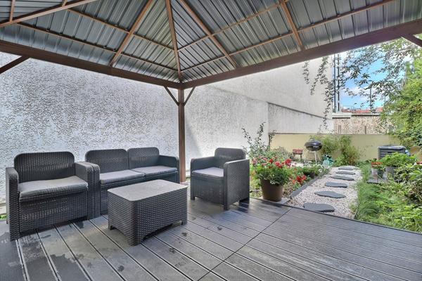 Appartement La Plaine Saint Denis 3 pièce(s) de 65m² en rez de jardin