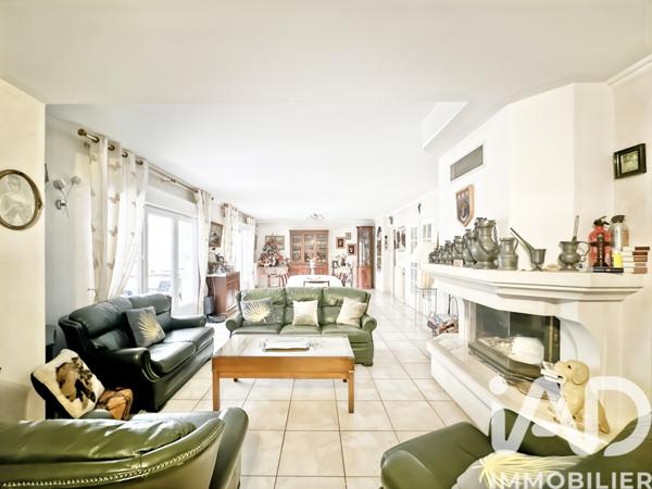 Maison à vendre 8 pièces 190 m² Ballainvilliers