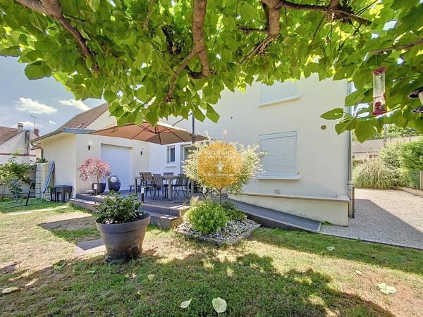 Vente                                                      Maison
                        
                     7 pièces                      151 m2                     à Lamorlaye