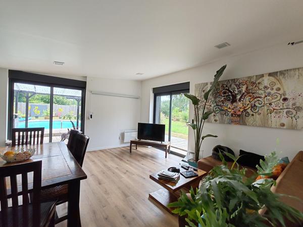 Magnifique Contemporaine Ossature bois, et ses dépendances !