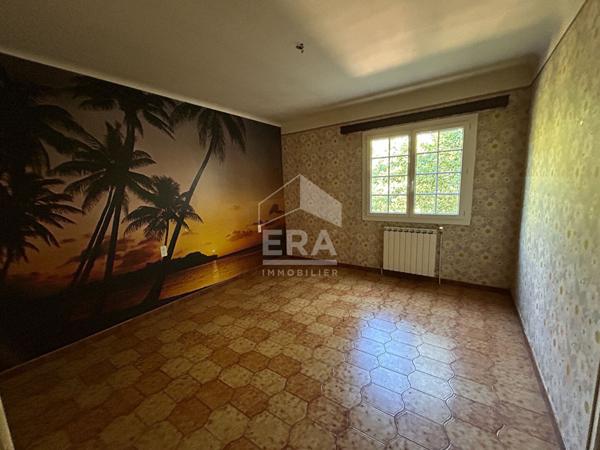 Maison Carpentras 7 pièces - 5 chambres - 214m² - Garages - Jardin