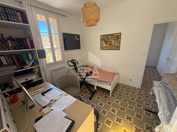 Les Pennes Mirabeau - Maison de 78 m2  + studio de 20m2sur 931m2