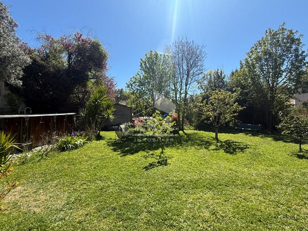 Les Pennes Mirabeau - Maison de 78 m2  + studio de 20m2sur 931m2