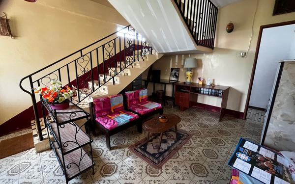 Maison à vendre    6 pièces •  Remire-Montjoly