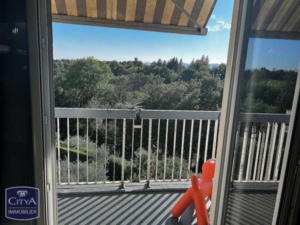 Appartement à vendre 6 pièces 150m² Saint-Didier-au-Mont-d'Or (69370)