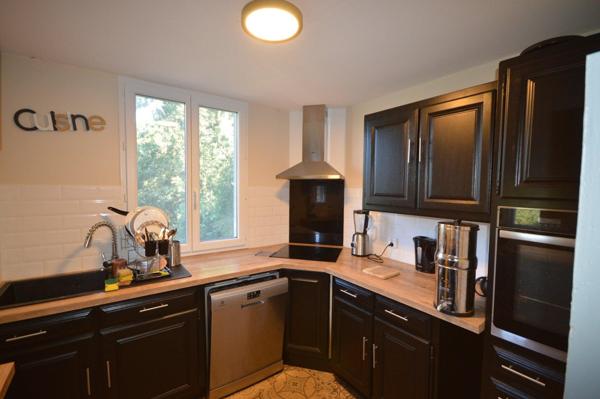 Maison à AIGUEFONDE, 81200 - 11 pièces 253m²