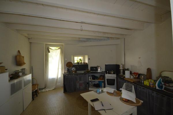 Maison à AIGUEFONDE, 81200 - 11 pièces 253m²