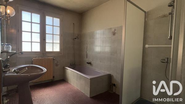 Maison à vendre 5 pièces 151,85 m² Saint-Hilaire-Bonneval