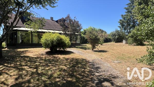 Maison à vendre 5 pièces 151,85 m² Saint-Hilaire-Bonneval