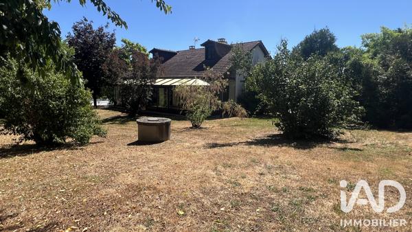 Maison à vendre 5 pièces 151,85 m² Saint-Hilaire-Bonneval