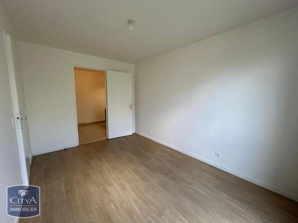 Appartement à louer 2 pièces 40m² Bondoufle (91070)