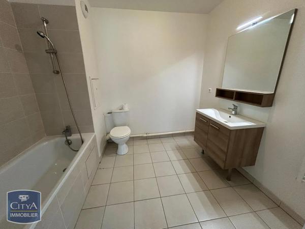 Appartement à louer 2 pièces 40m² Bondoufle (91070)