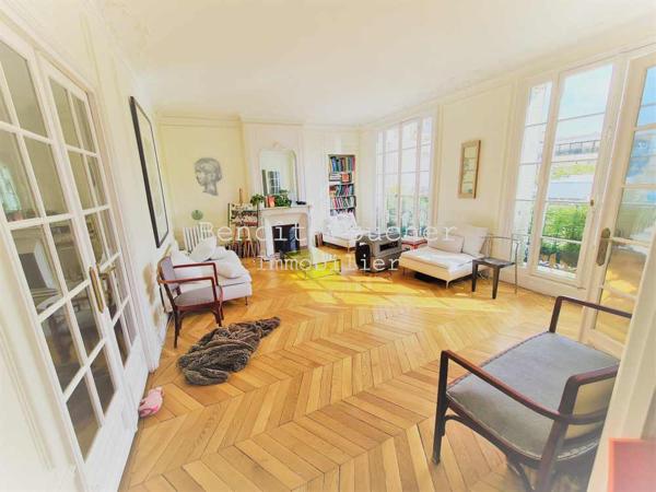Paris (75016) Paris 16ème rue Lalo - magnifique appartement de réception de 145m2
