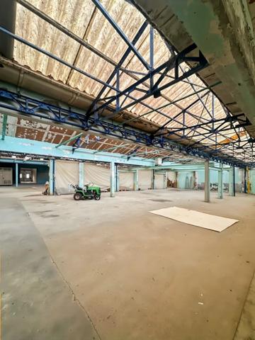 Vente Local commercial 2854 m2 à Thomery