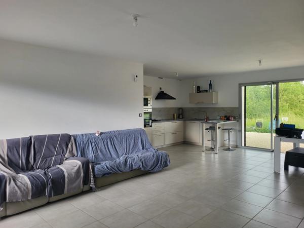 Maison à vendre 4 pièces AIRVAULT (79) Terrain 717 m²