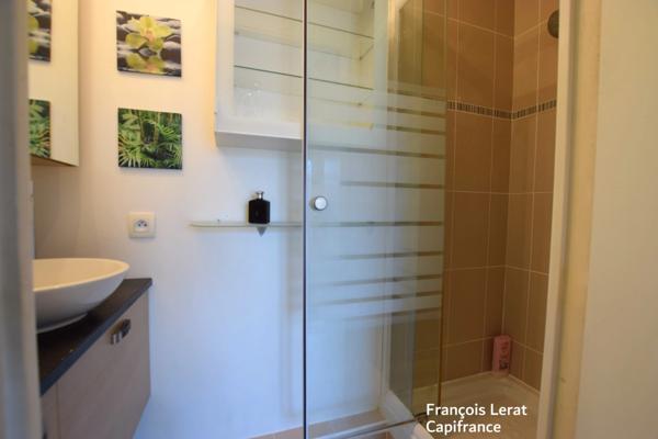 Appartement à vendre 5 pièces VITRY SUR SEINE (94) de 88,88 m2 loi Carrez - 3 chambres - Grande terrasse - Prix 400 000 € HAI