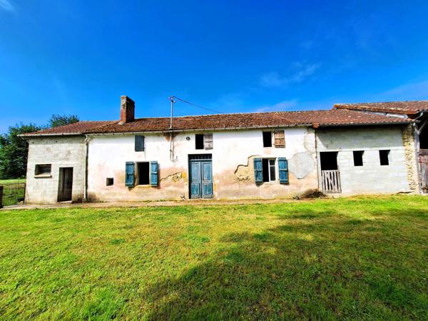 Corps de ferme à aménager avec dépendances et plus de 7 000 m² de terrain  Plaisance-du-Gers